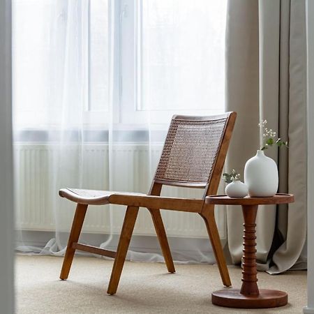 Budget Comfort On Trendy Soedermalm Stockholm Bagian luar foto