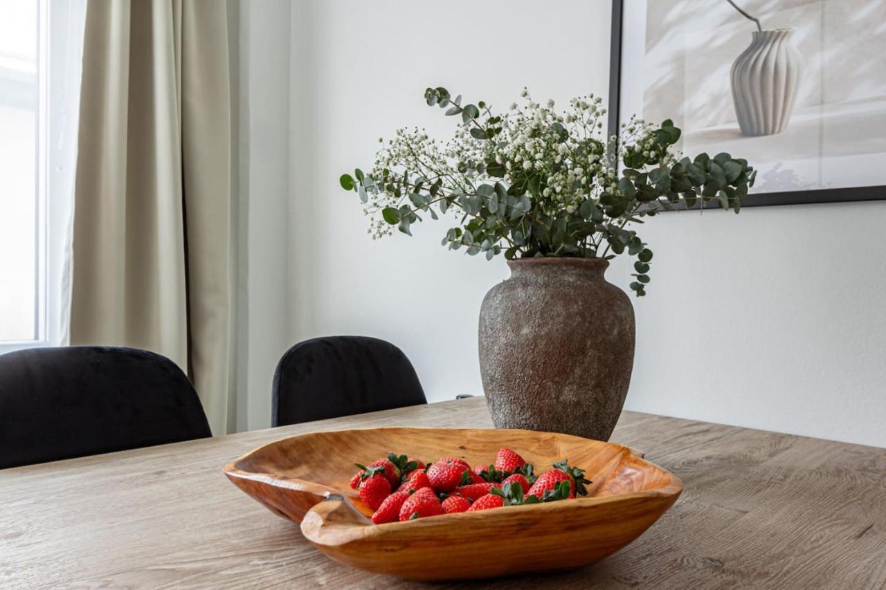Budget Comfort On Trendy Soedermalm Stockholm Bagian luar foto