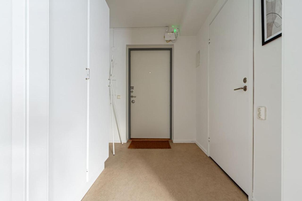 Budget Comfort On Trendy Soedermalm Stockholm Bagian luar foto