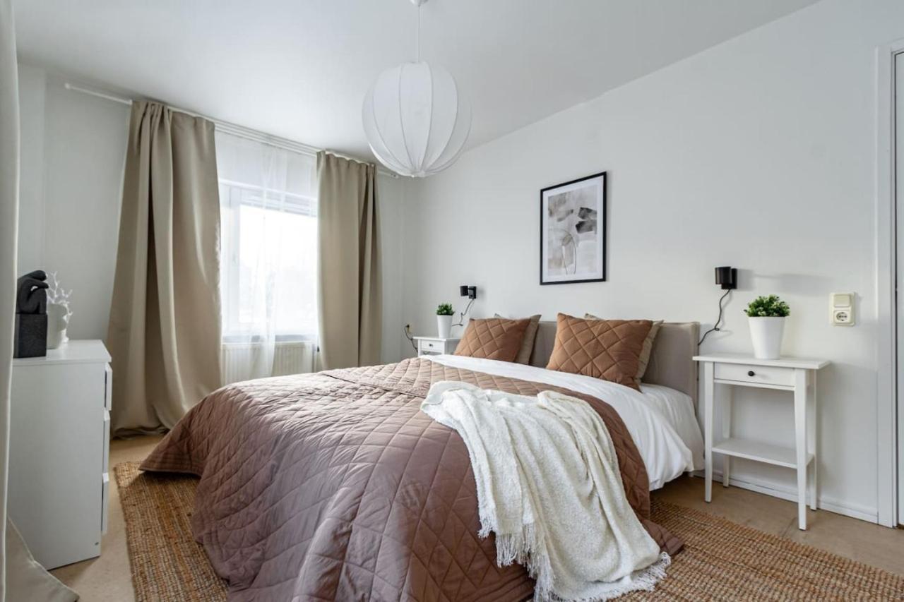 Budget Comfort On Trendy Soedermalm Stockholm Bagian luar foto
